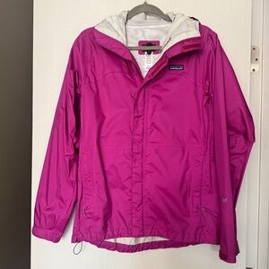 Patagonia Women's Rain Shell Jacket size M